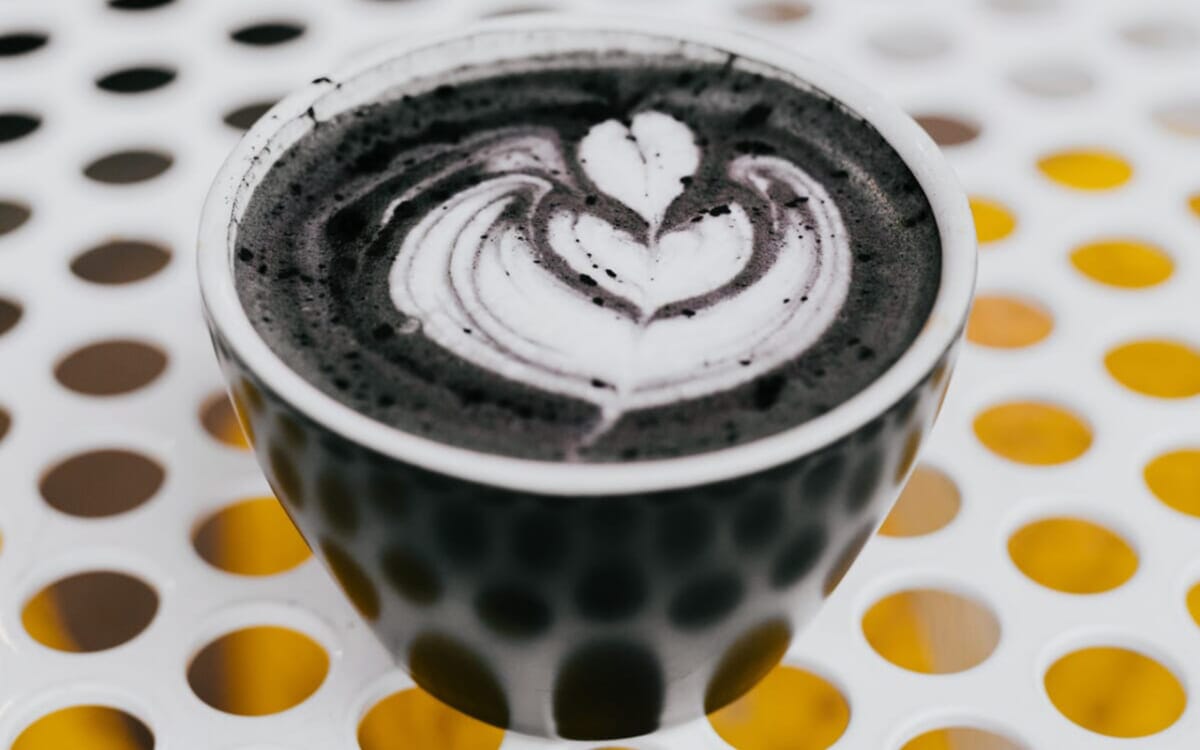 ダイエットに効果的と話題のチャコールコーヒーとは