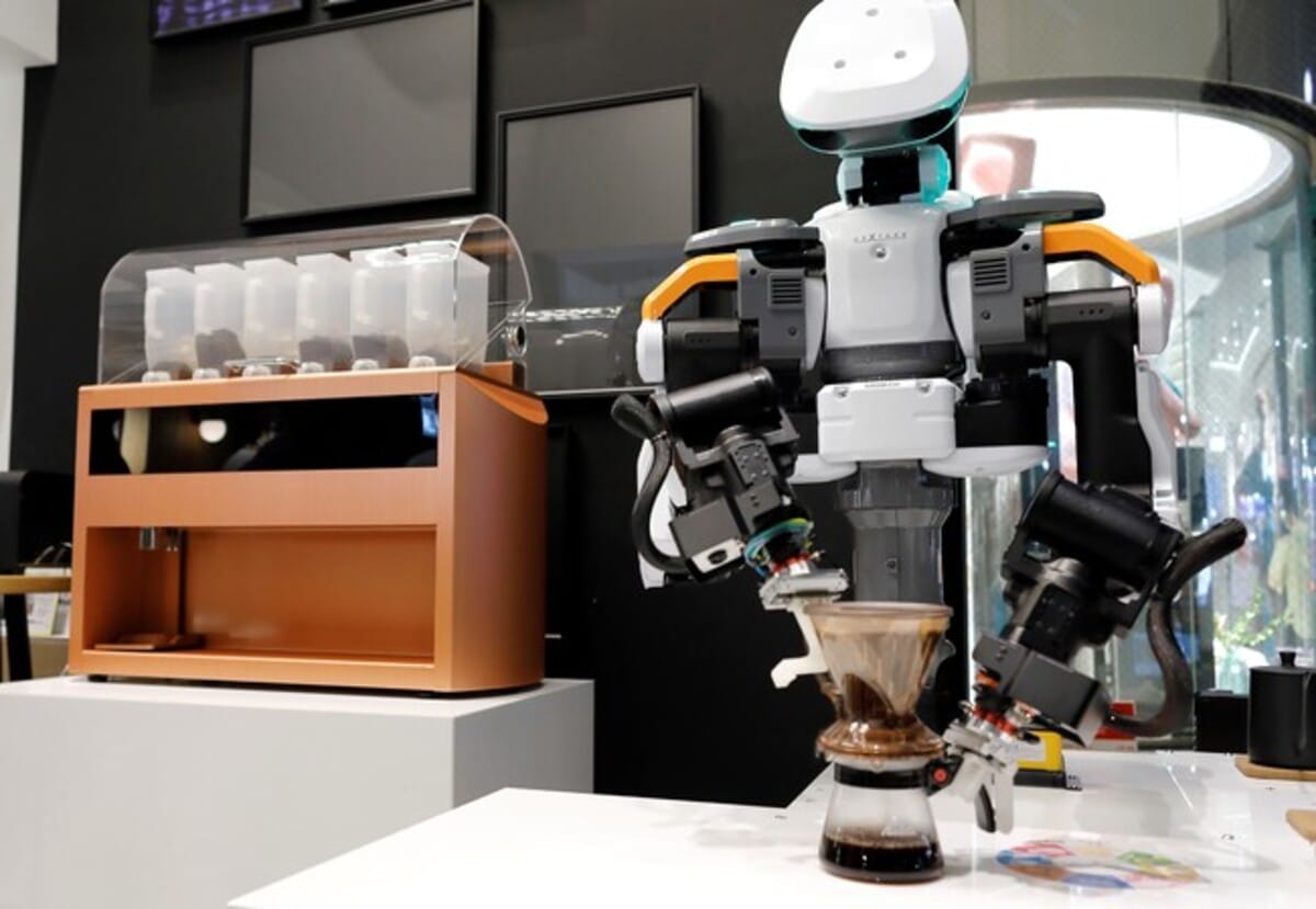 超ハイテク!未来型の「オートクチュールコーヒー」が表参道に期間限定で登場