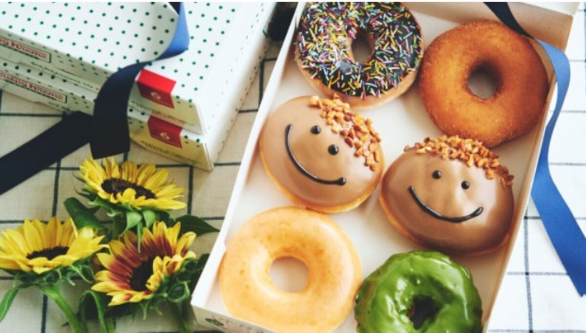 クリスピー・クリーム・ドーナツがパパの優しい笑顔をイメージしたドーナツを販売