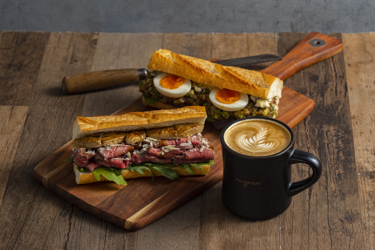 コーヒーとサンドウィッチが自慢の「イー・エー・グラン」、 西武池袋店オープン!