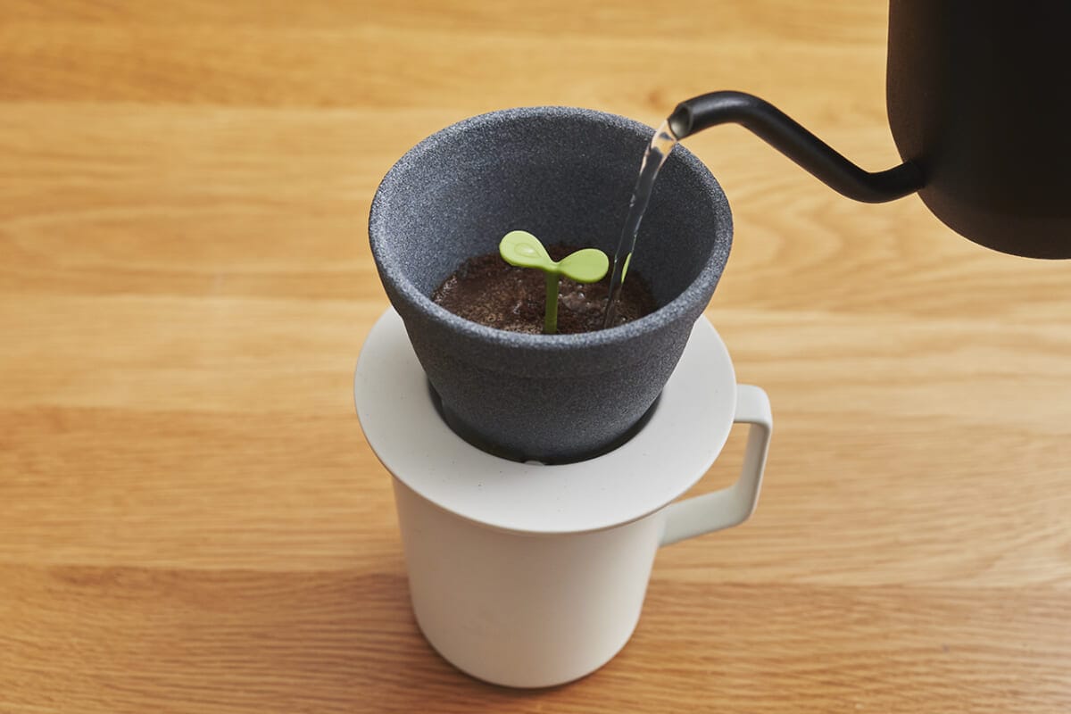 植木鉢型のコーヒー器具「Kinome(キノメ)」を11月4日(木)発売。