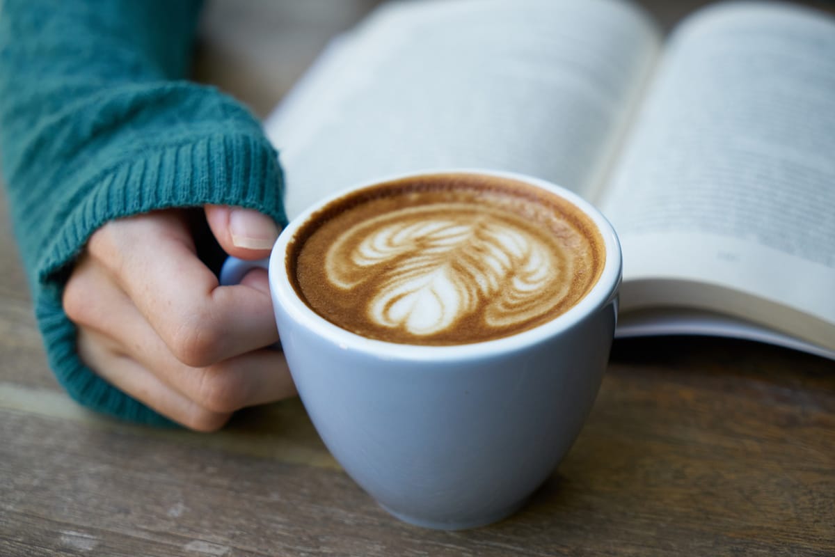 一日どのくらいコーヒーを飲む?コーヒーの習慣について