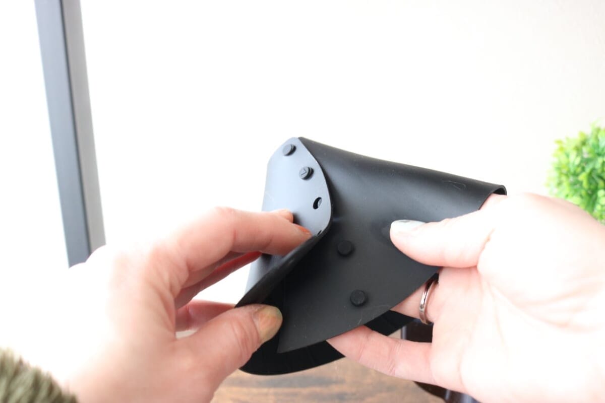 columimg2202215 | コーヒーステーション ドリッパー本体の両端をボタンで留めます