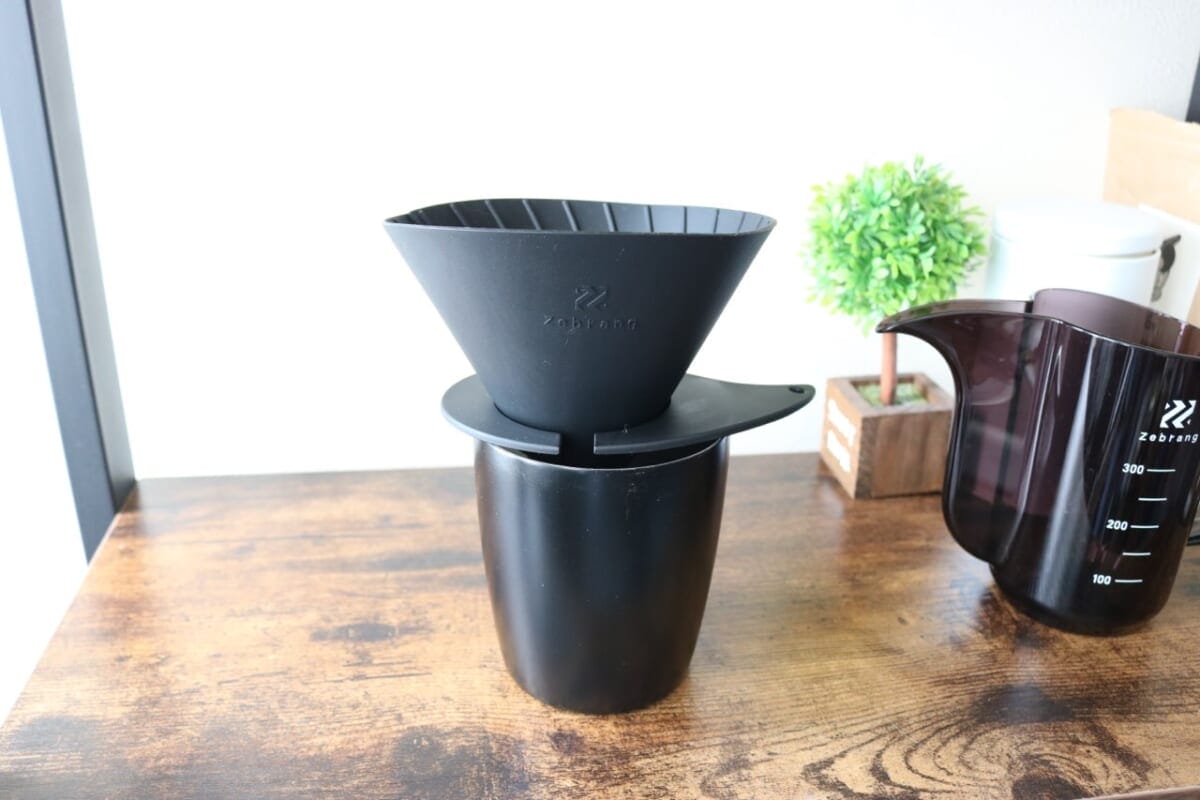 columimg2202216 | コーヒーステーション ホルダーをカップにセット