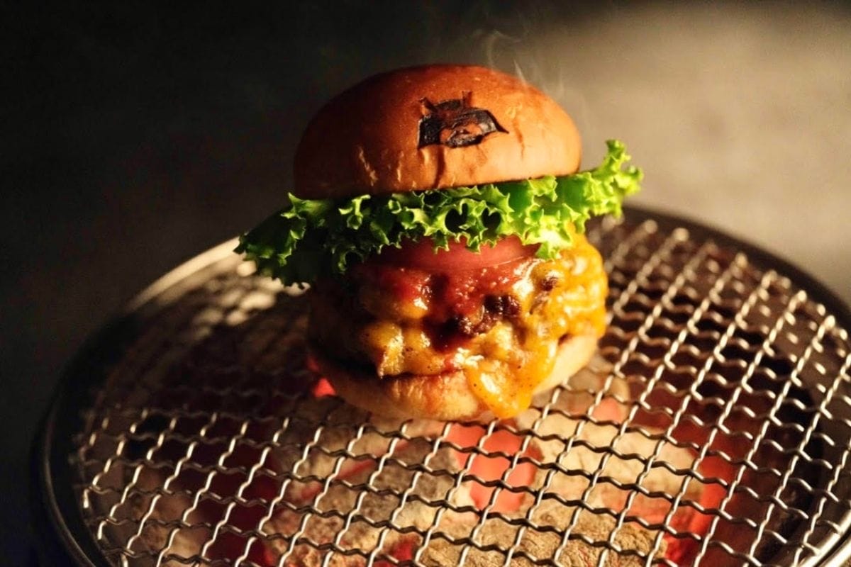 和牛バーガーにはコーヒーを合わせる!ハンバーグに合うコーヒーがリニューアル