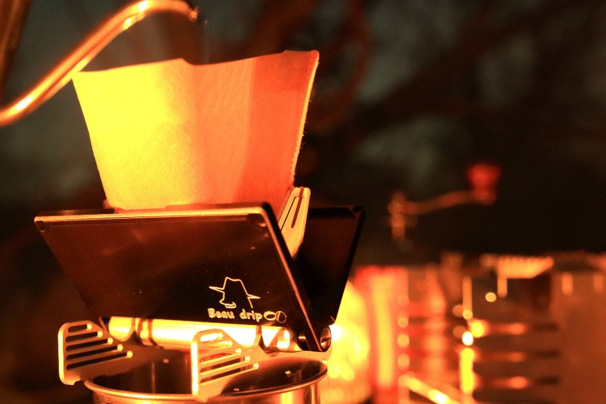 名刺ケースサイズのコンパクトコーヒードリッパー「Beaudrip」(ボウドリップ)
