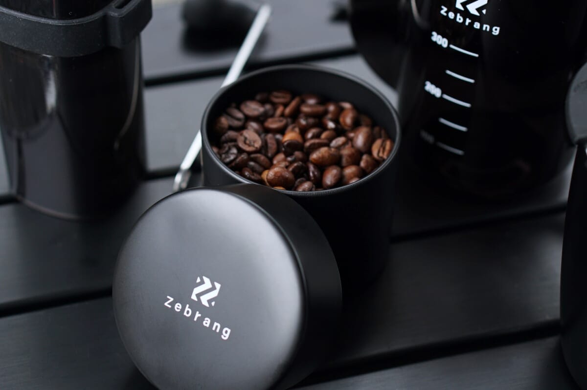 天候や環境に左右されないアウトドア用「コーヒーキャニスター50G」Zebrangより4月14日から発売
