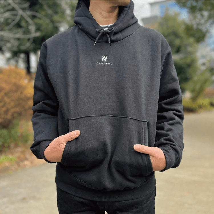 B賞:【非売品】Zebrangオリジナルパーカー(4名様)