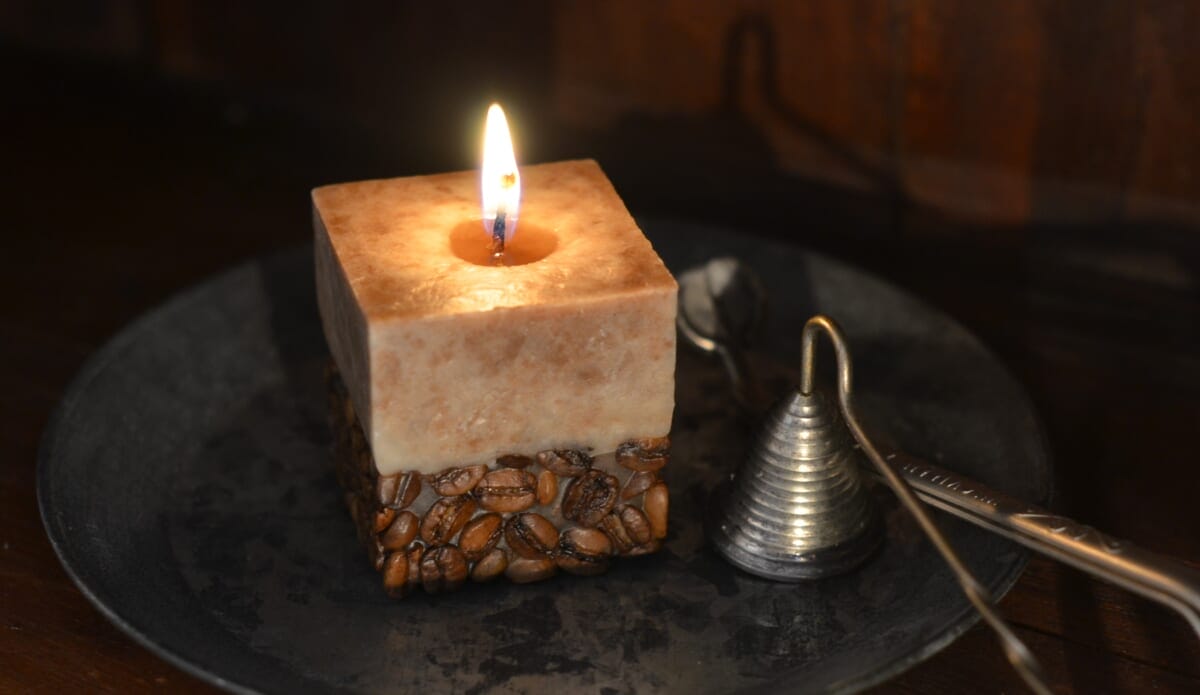 コーヒーを飲まずに楽しむ「コーヒーキャンドル」おしゃれにエコ