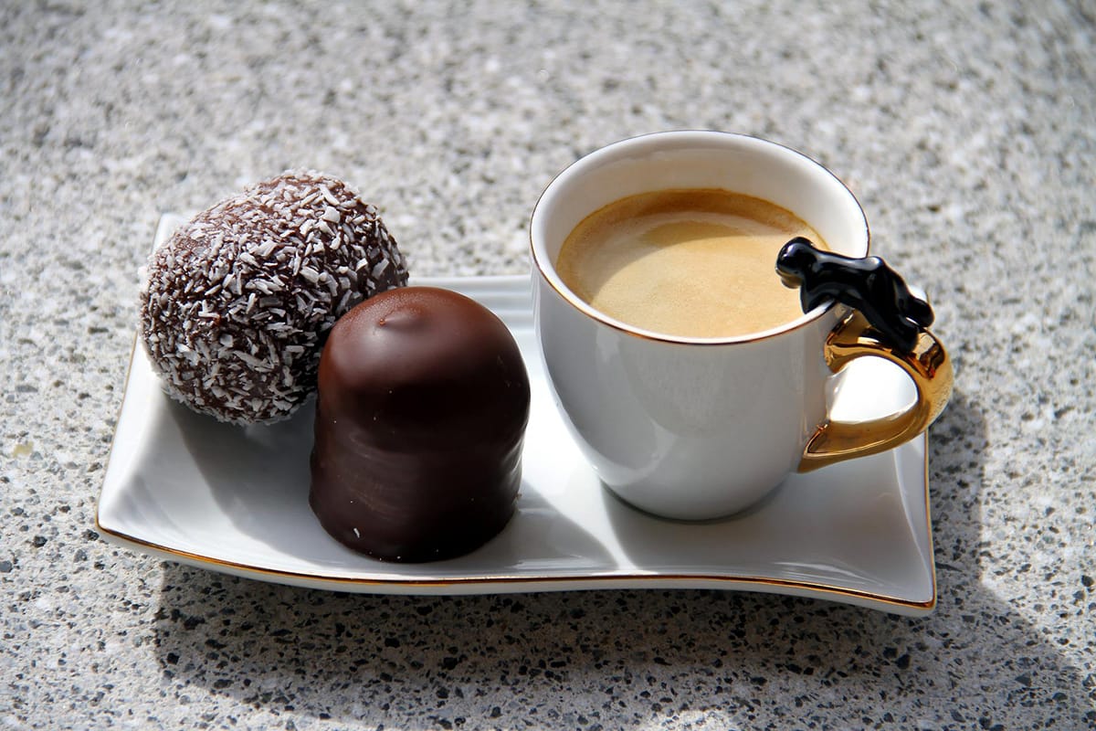 甘いチョコレートにはコーヒー