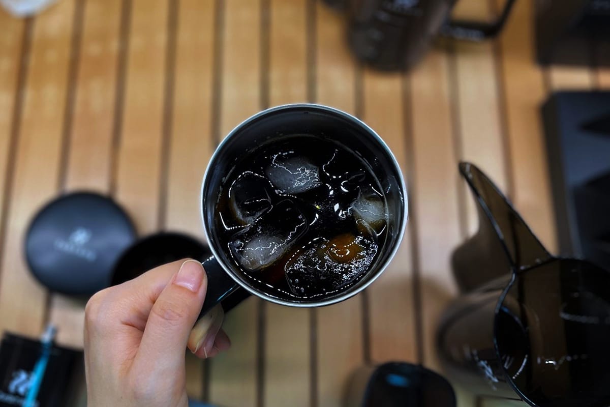 columimg2206307 | コーヒーステーション 残りのお湯120mlを3回に分けて40ml×3中心にのの字を書くように注ぎ入れて完成