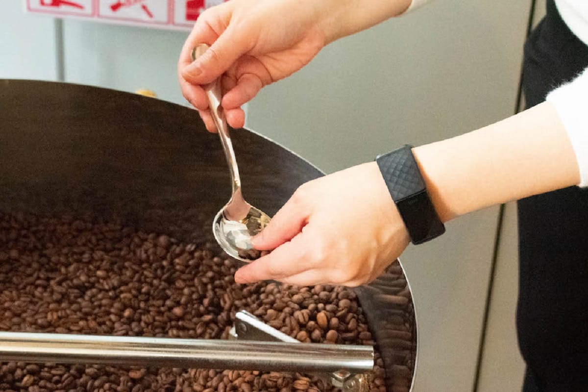 浅煎りコーヒー豆の専門店「Roast Design Coffee」の年に一度の深煎りコーヒー豆9月24日発売