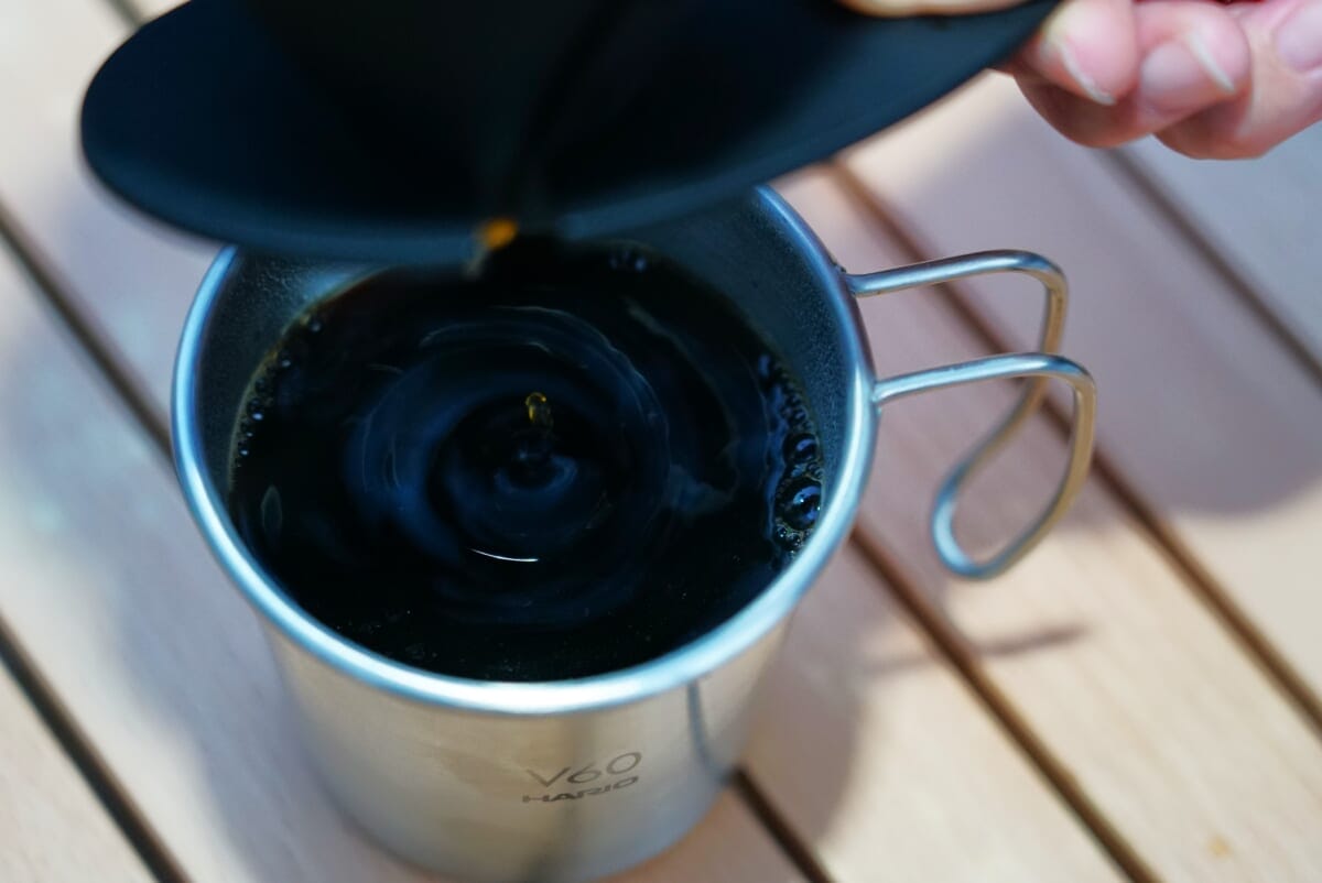 ソロキャンプや登山などのよりコンパクトさを求められ少人数での使用に適したアウトドア用ドリッパー