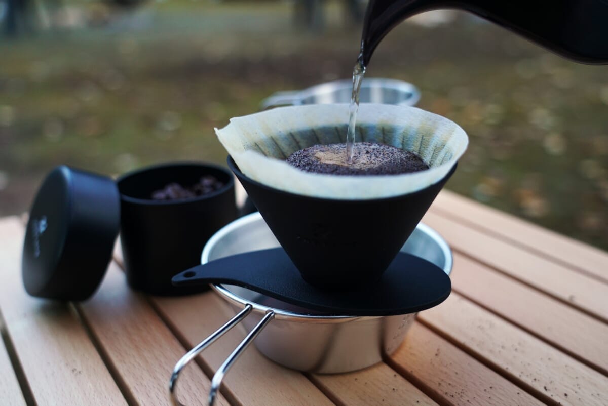 ソロキャン・登山ユーザー必見「V60フラットドリッパー」にソロサイズが登場!11月1日より発売