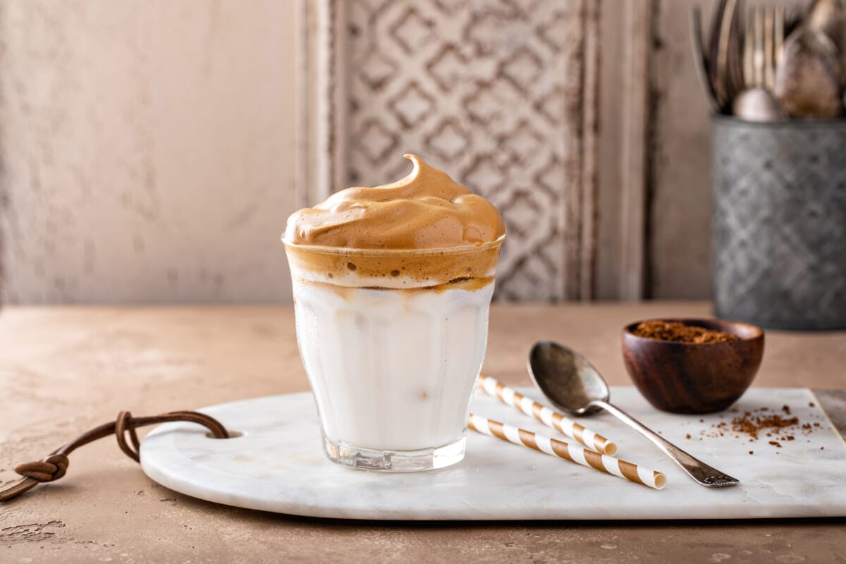 Dalgona whipped coffee with dairy or almond iced milk | コーヒーステーション