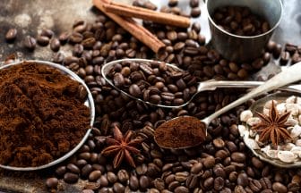 Coffee beans and spices | コーヒーステーション