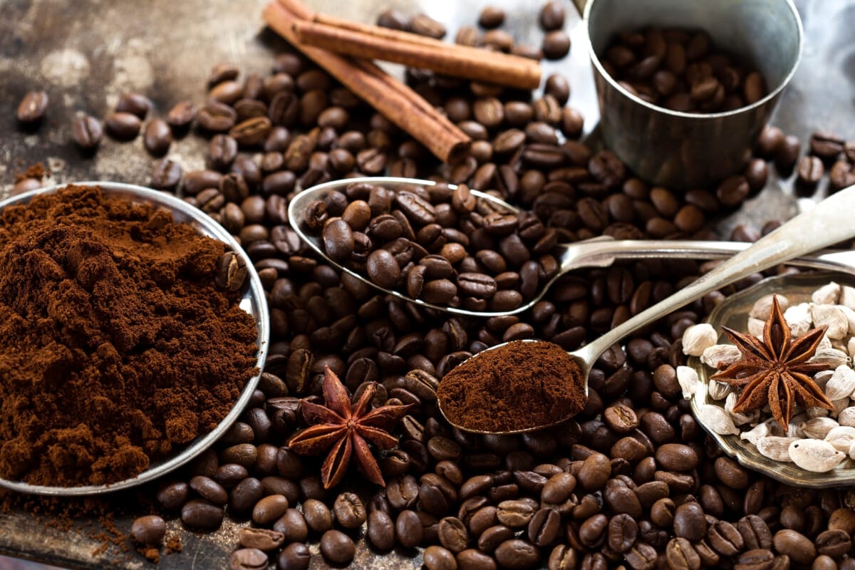 Coffee beans and spices | コーヒーステーション