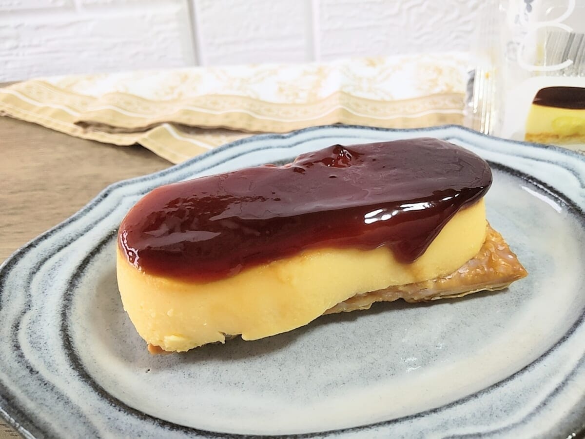 ローソンとろけるカスタードプリンパイ② | コーヒーステーション