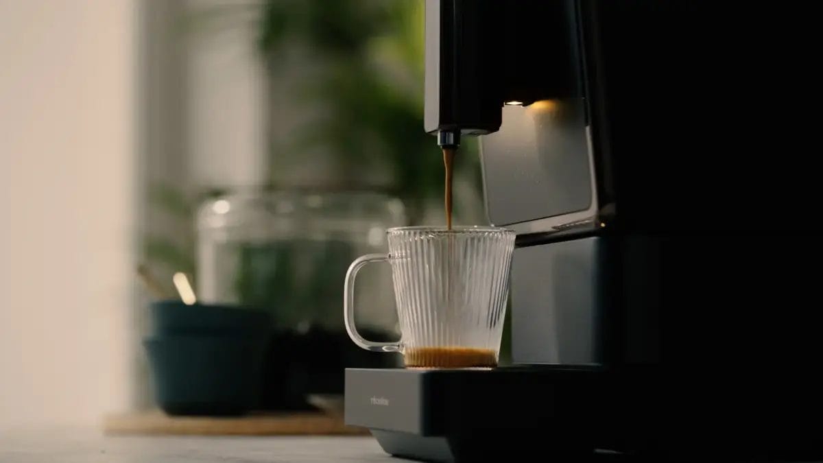 2416314377b5942c6c78a9dfff8f0588d351610c3840x2160 | コーヒーステーション