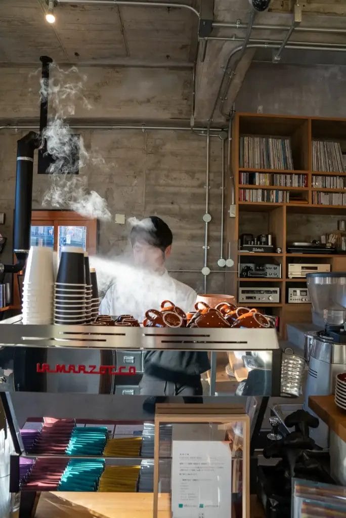 14685848754b90960b18e156ef65bc52cba1fc3e1368x2048 | コーヒーステーション