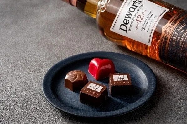 デュワーズ12年とIZAROチョコレート