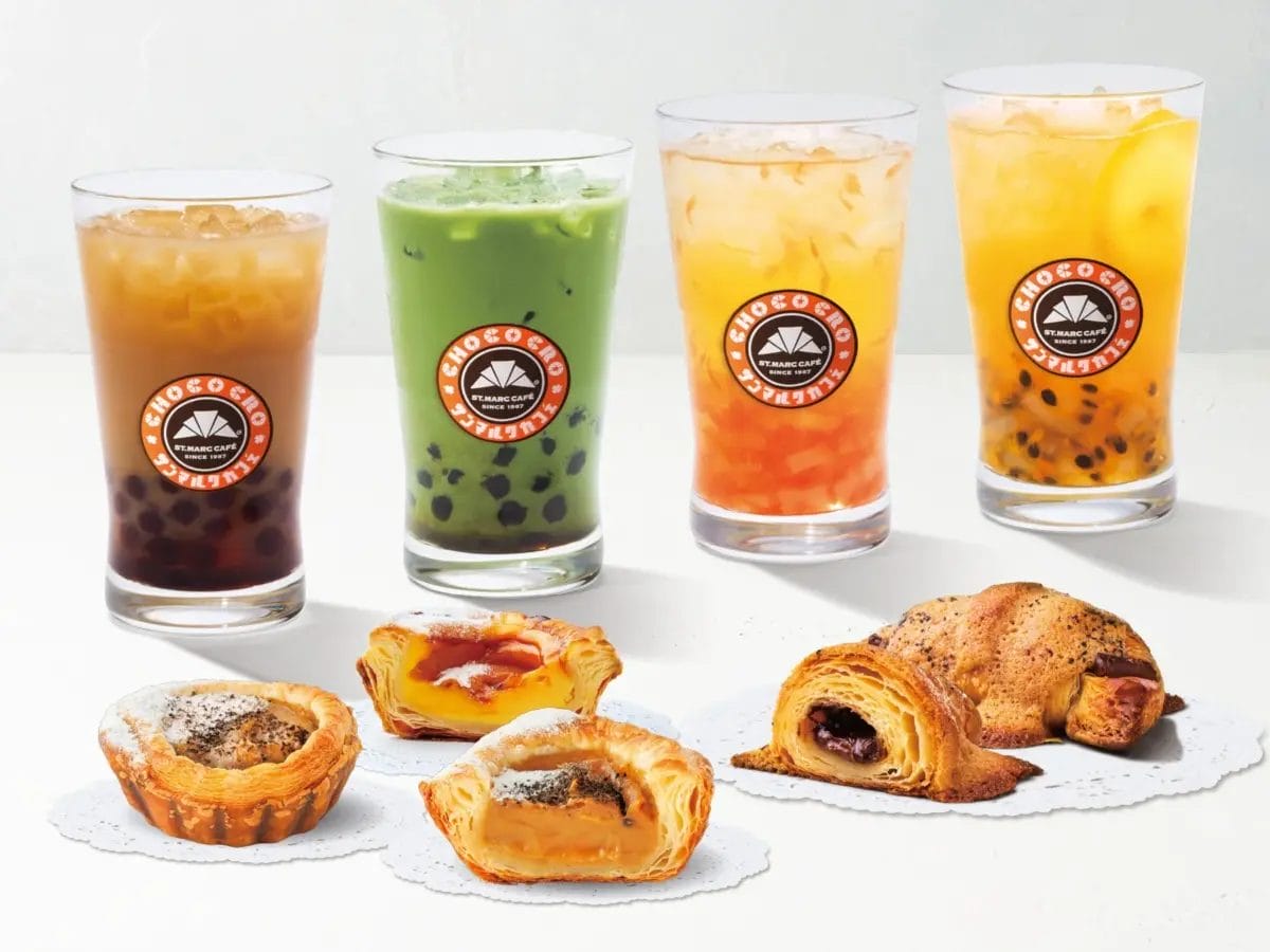 サンマルクカフェの様々なドリンクと焼き菓子のセット