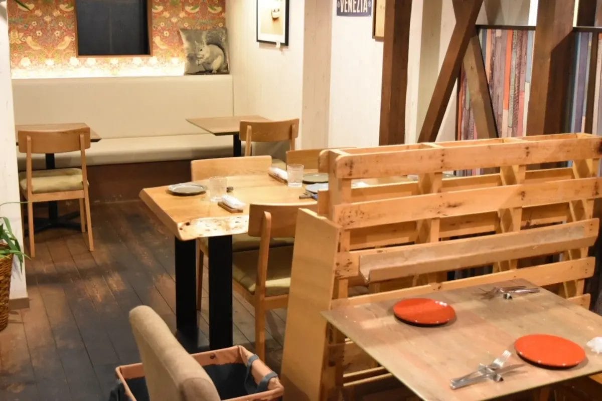 カフェ風の店内インテリア