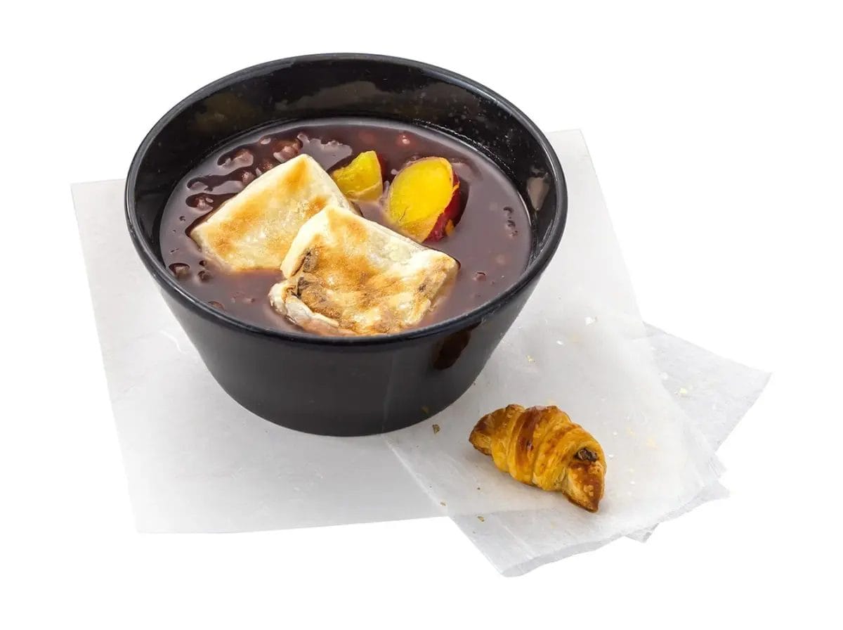 ぜんざいとお餅、さつまいも、クロワッサン